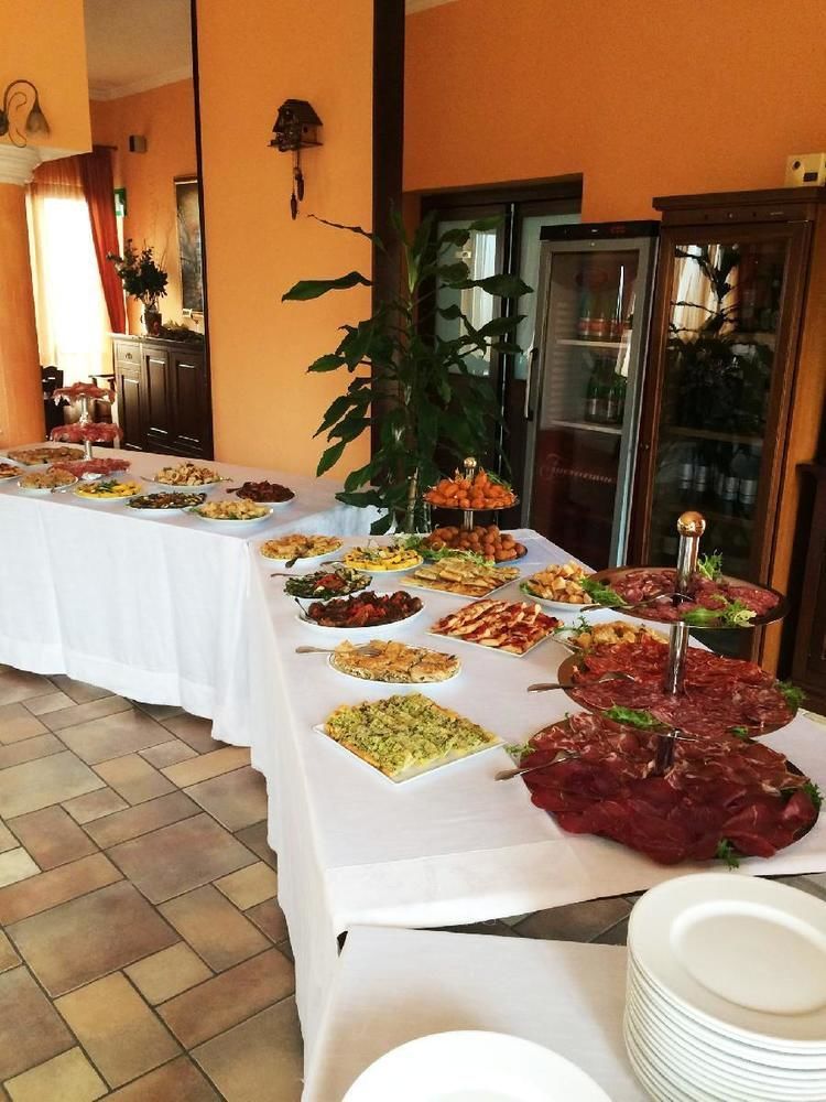 Hotel Ristorante Villa Pegaso San Pietro Infine Bagian luar foto